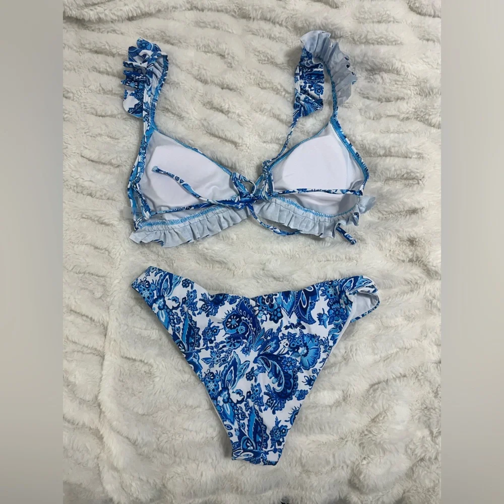 Bikini set - Picture 2 of 2